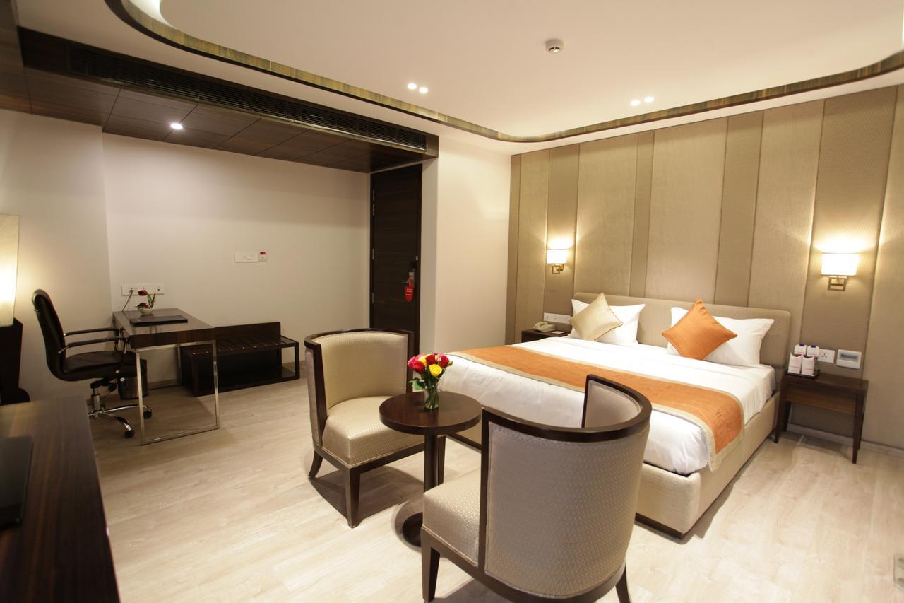 Kaisons Inn Új-Delhi Kültér fotó