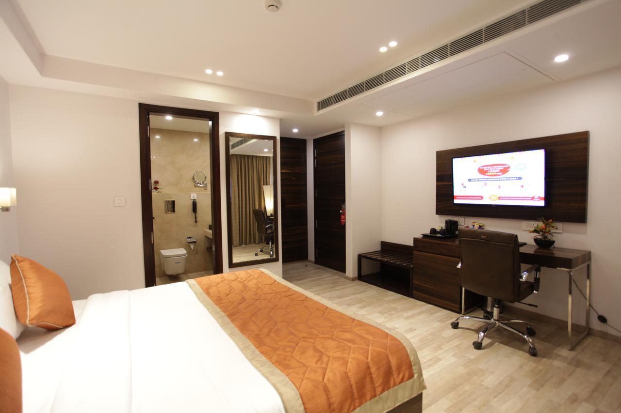 Kaisons Inn Új-Delhi Kültér fotó